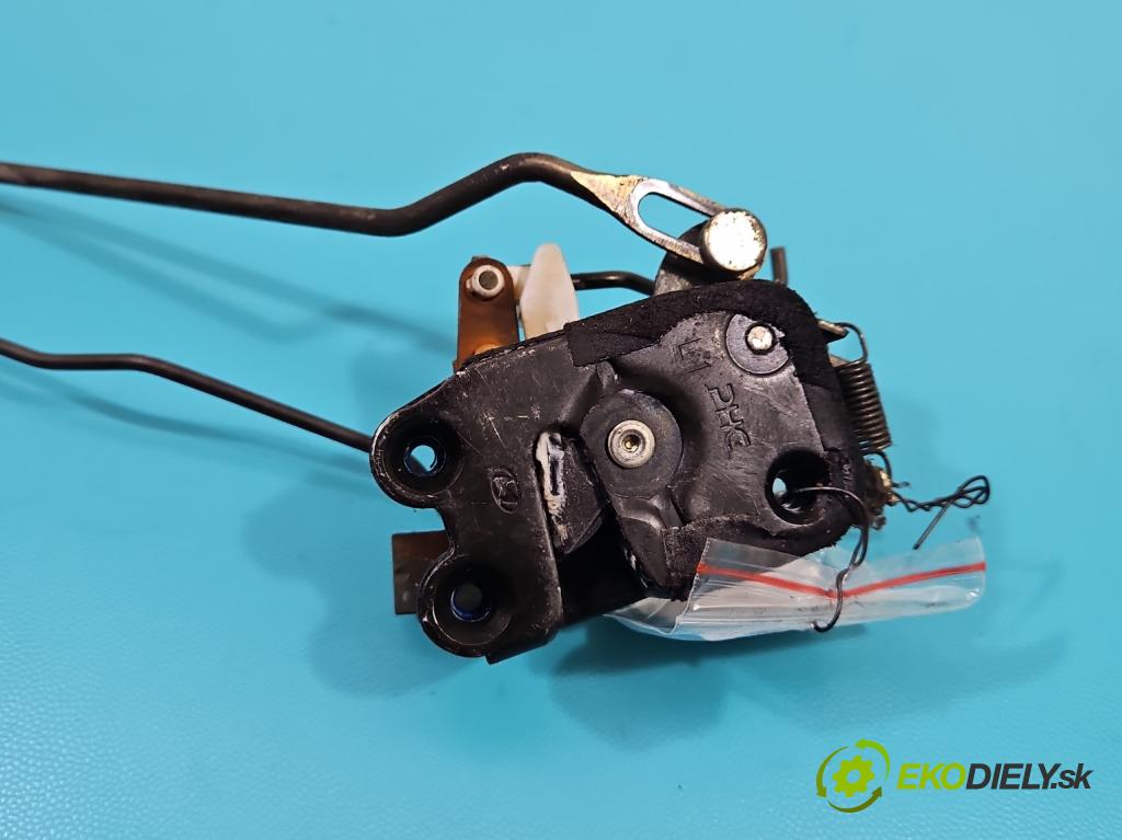 Hyundai Atos 1.0 58 hp manual 43 kW 999 cm3 5- zámek přední levý