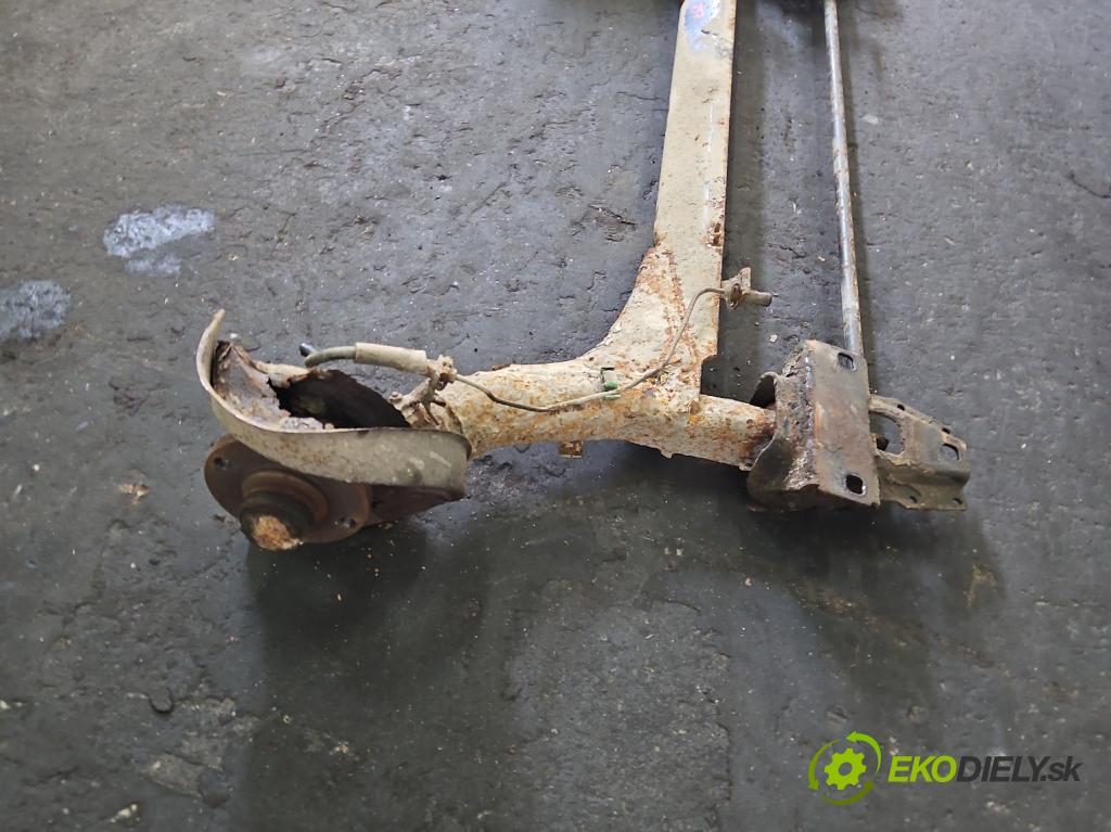 Audi 80 B4 1991-1994 1.9 tdi 90 hp manual 66 kW 1896 cm3 4- zadní výztuha  (Výztuhy zadní)