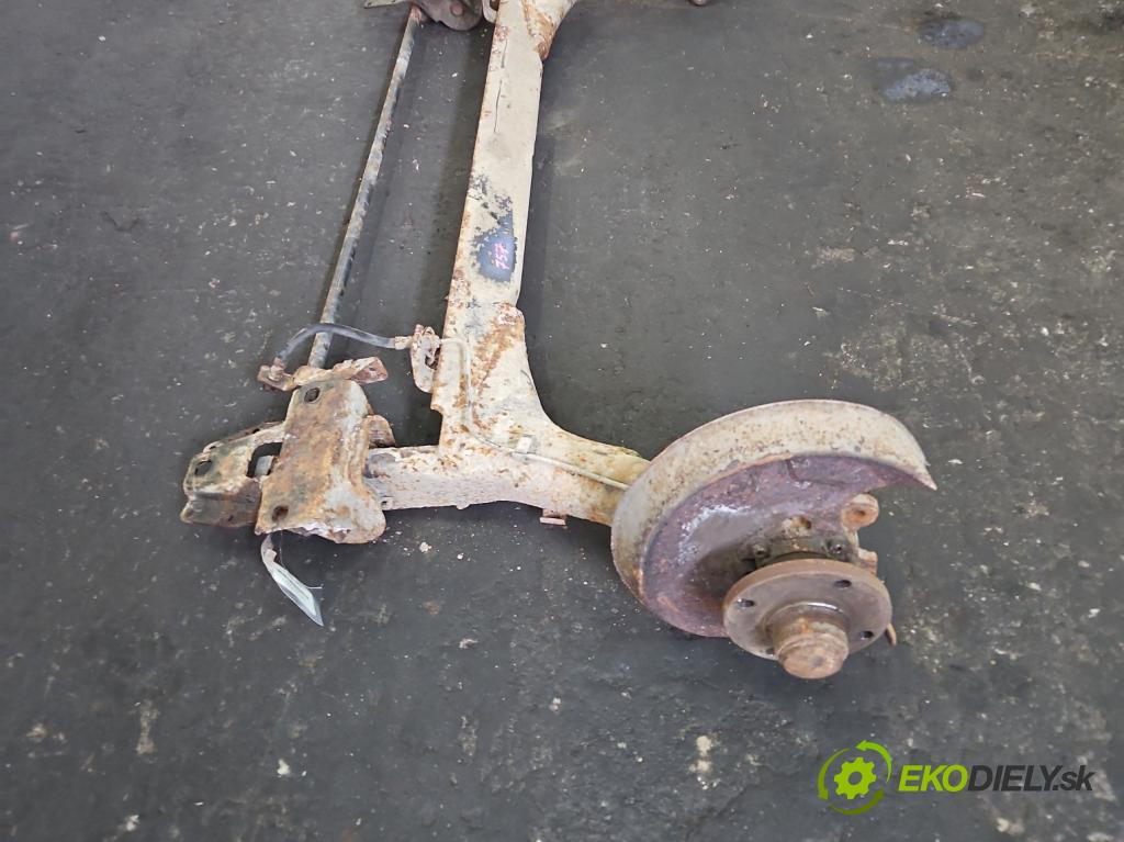 Audi 80 B4 1991-1994 1.9 tdi 90 hp manual 66 kW 1896 cm3 4- zadní výztuha  (Výztuhy zadní)