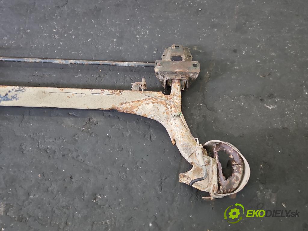 Audi 80 B4 1991-1994 1.9 tdi 90 hp manual 66 kW 1896 cm3 4- zadní výztuha  (Výztuhy zadní)