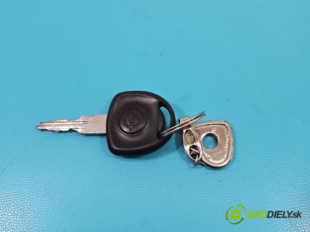 Opel Corsa B 1993-1999 1.2 16V 65 hp manual 48 kW 1199 cm3 5- řídící jednotka motoru 0261204475