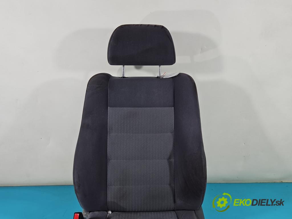 Honda Civic VI 1995-2001 1.4 16V 75 HP manual 55 kW 1396 cm3 5- Sedačka ľavý  (Sedačky, sedadlá)