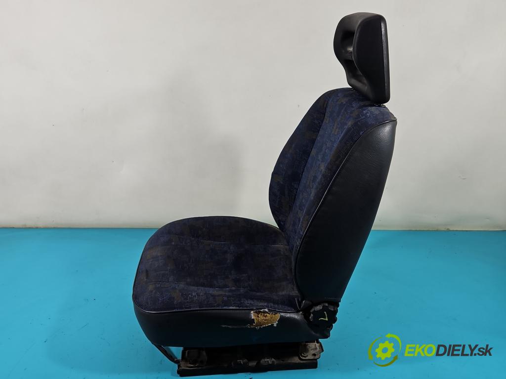 Peugeot Expert I 1995-2006 1.6 79KM manual 58 kW 1580 cm3 5- Sedačka ľavý  (Sedačky, sedadlá)