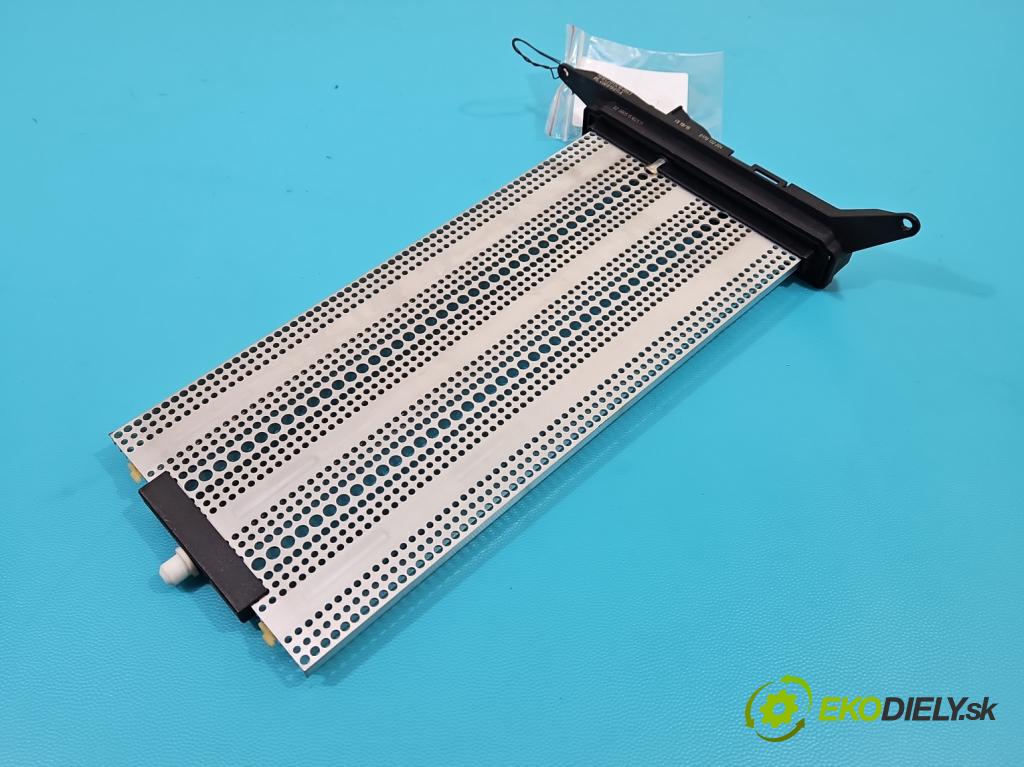 Audi A7 4G 2010-2018 3.0 tdi 272 hp automatic 200 kW 2967 cm3 5- radiátor 4G0819011A (Radiátory topení)