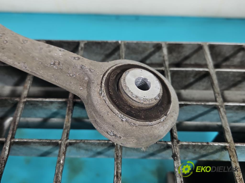 Audi A7 4G 2010-2018 3.0 tdi 272 hp automatic 200 kW 2967 cm3 5- náboj pravé  (Náboje)