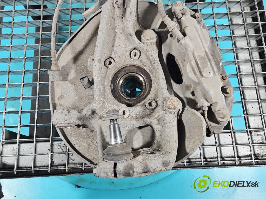 Audi A7 4G 2010-2018 3.0 tdi 272 hp automatic 200 kW 2967 cm3 5- náboj pravé  (Náboje)