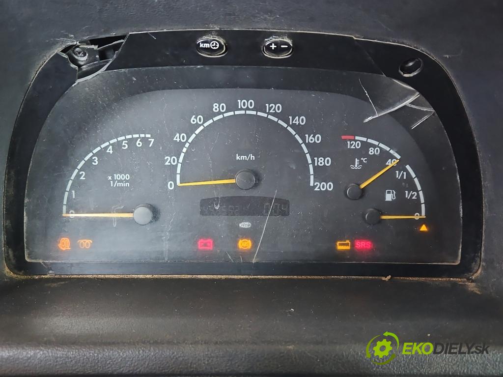 Mercedes Vito W638 1996-2003 2,2.0 cdi 82 HP manual 60 kW 2148 cm3 5- prístrojovka/ budíky A0014463921 (Prístrojové dosky, displeje)