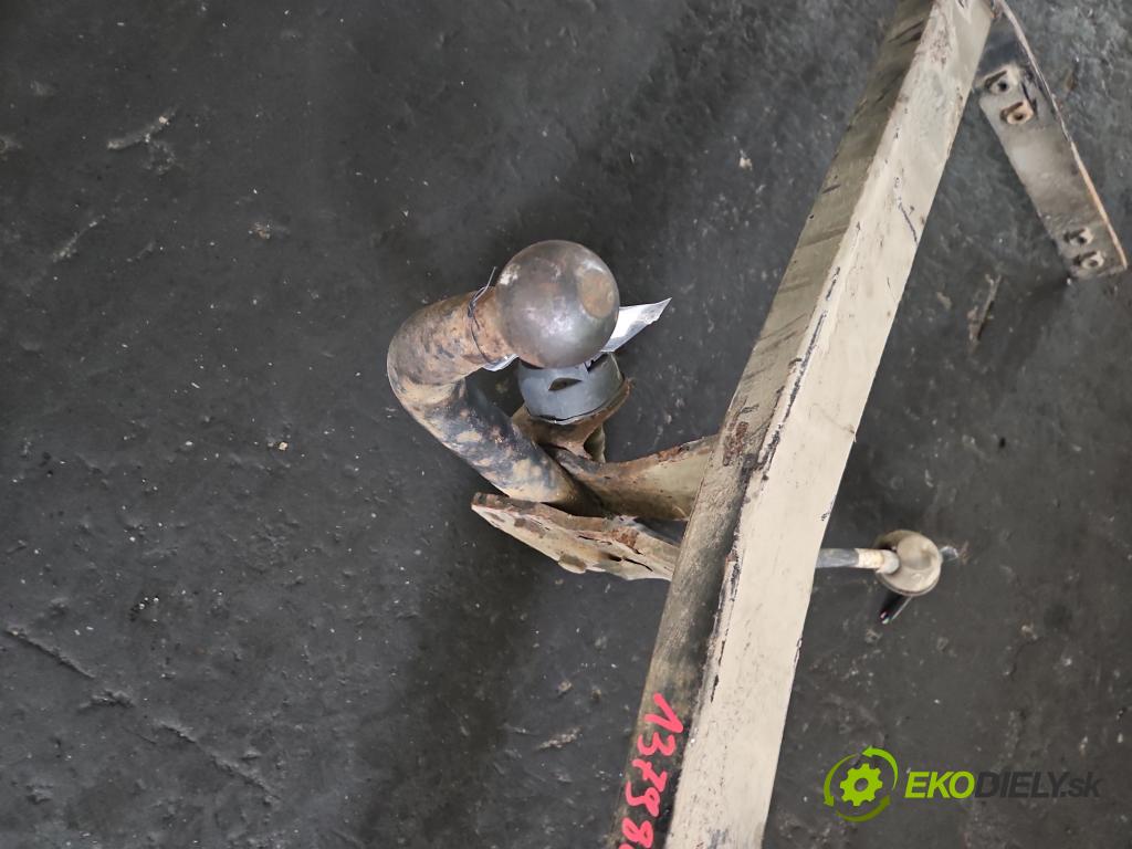 Seat Toledo II 1998-2004 1.6 16V 105 hp manual 77 kW 1598 cm3 4- oko tažné  (Tažná zařízení)