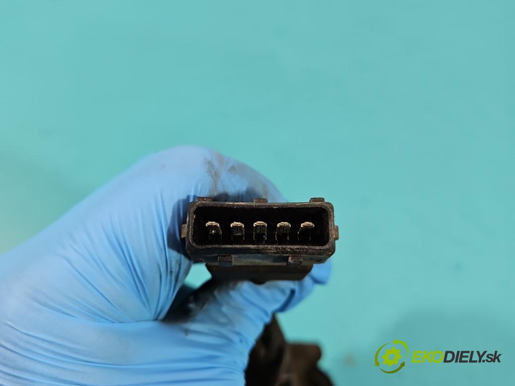 Peugeot Expert I 1995-2006 1.6 79KM manual 58 kW 1580 cm3 5- motor stieračov predné