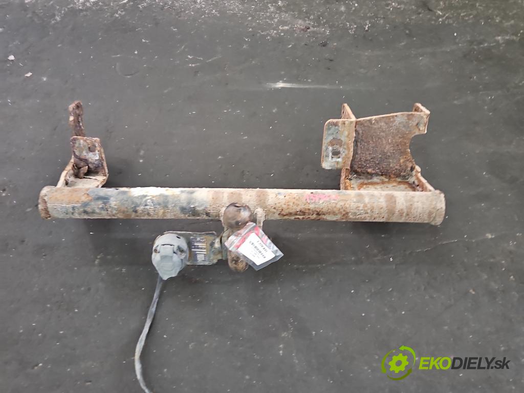 Peugeot Expert I 1995-2006 1.6 79KM manual 58 kW 1580 cm3 5- Hák: vlečení:  (Ťažné zariadenia)