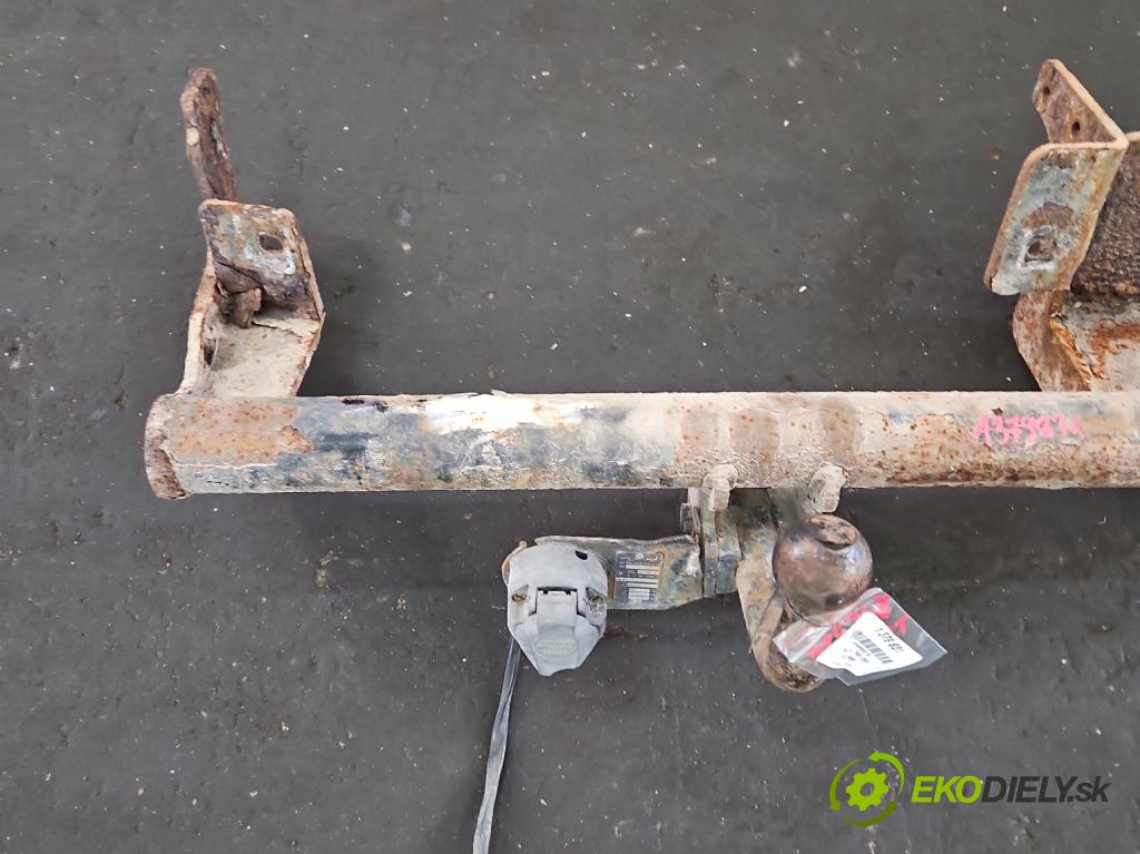 Peugeot Expert I 1995-2006 1.6 79KM manual 58 kW 1580 cm3 5- Hák: vlečení:  (Ťažné zariadenia)