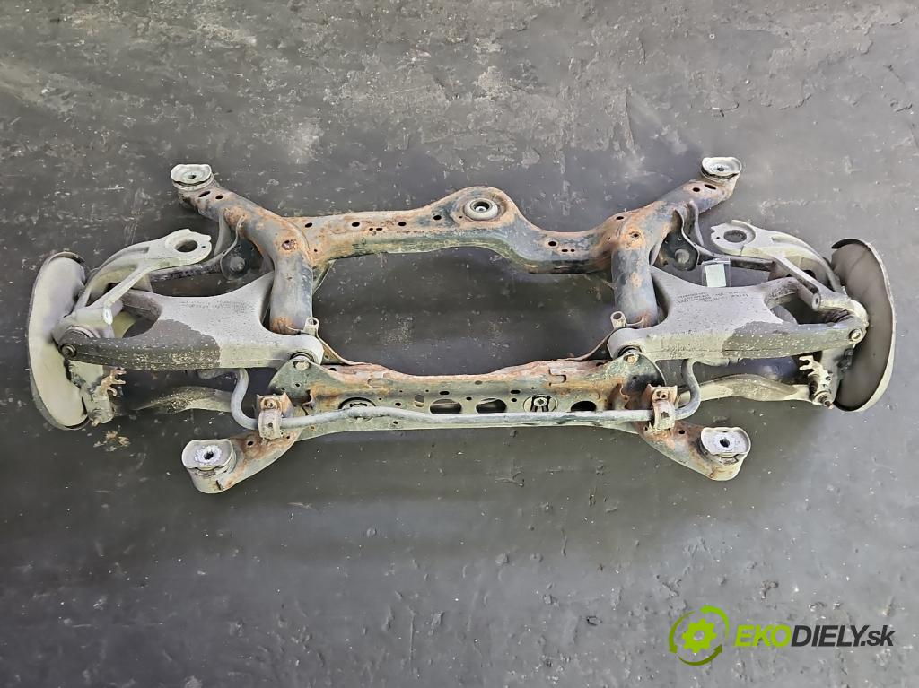 Audi A7 4G 2010-2018 3.0 tdi 272 hp automatic 200 kW 2967 cm3 5- zadní výztuha  (Výztuhy zadní)