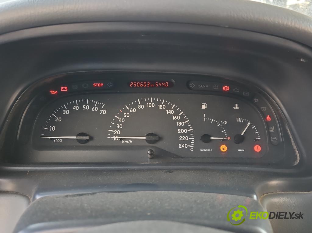 Renault Laguna I 1994-2001 1.9 dti 98 HP manual 72 kW 1870 cm3 5- prístrojovka/ budíky 21623667-4 (Prístrojové dosky, displeje)