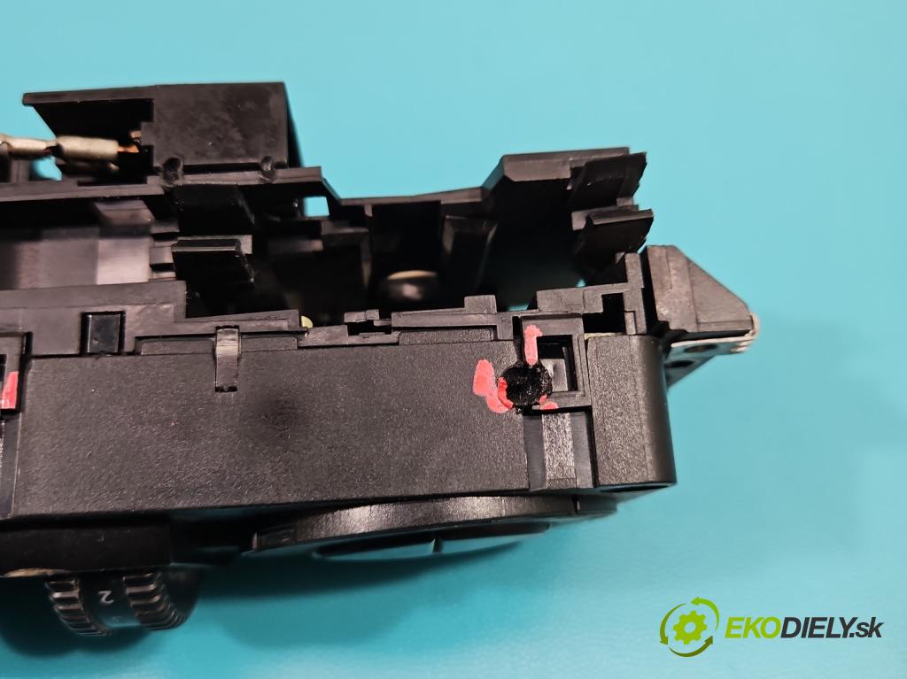 Mercedes Vito W638 1996-2003 2.2 cdi 82 HP manual 60 kW 2148 cm3 5- panel kúrenia A0004464128KZ