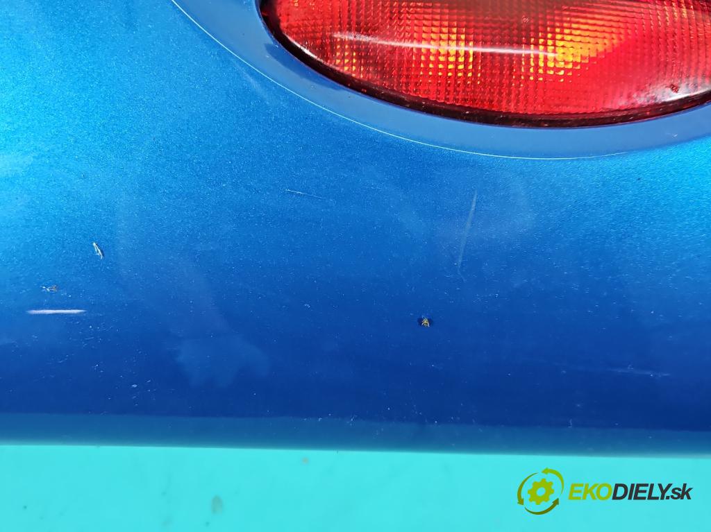 Peugeot 206 1.6 16V 109 hp manual 80 kW 1587 cm3 2- nárazník zadní  (Ostatné)