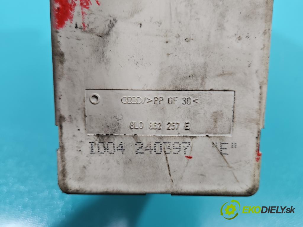 Audi A3 8L 1996-2003 1.8 20V 125 HP manual 92 kW 1781 cm3 3- Centrální: zámek: 8L0862257E