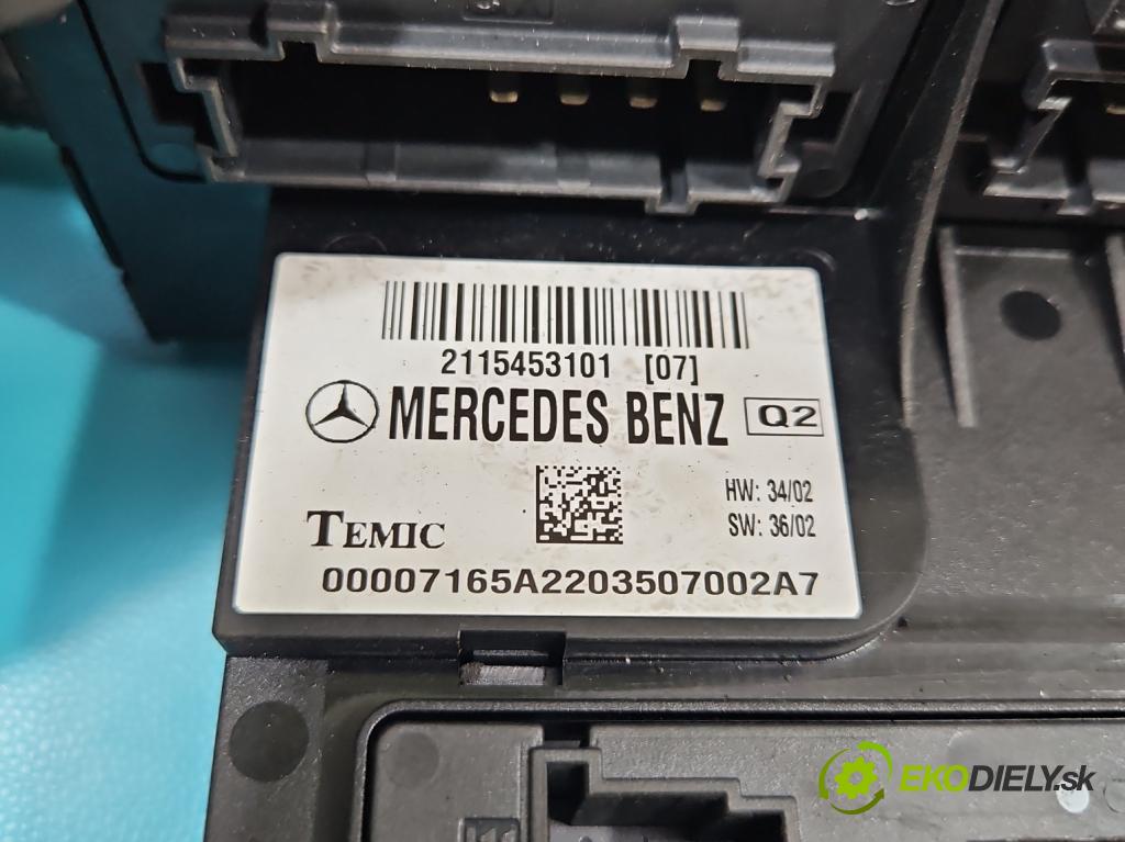 Mercedes E W211 2002-2009 3.2 cdi 204 hp automatic 150 kW 3222 cm3 5- skříňka pojistková 2115453101 (Pojistkové skříňky)