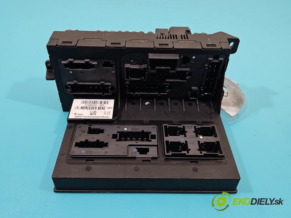 Mercedes E W211 2002-2009 3.2 cdi 204 hp automatic 150 kW 3222 cm3 5- skříňka pojistková 2115453101 (Pojistkové skříňky)
