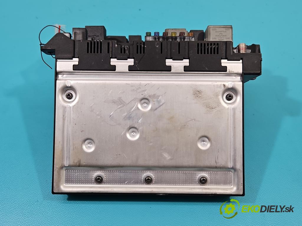 Mercedes E W211 2002-2009 3.2 cdi 204 hp automatic 150 kW 3222 cm3 5- skříňka pojistková 2115453101 (Pojistkové skříňky)