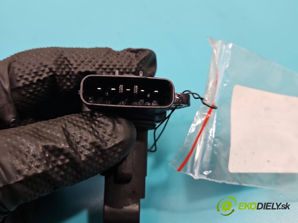 Toyota Yaris I 1999-2005 1.4 D4D 75 HP manual 55 kW 1364 cm3 5- průtokoměr: 197400-2110 (Váhy vzduchu)