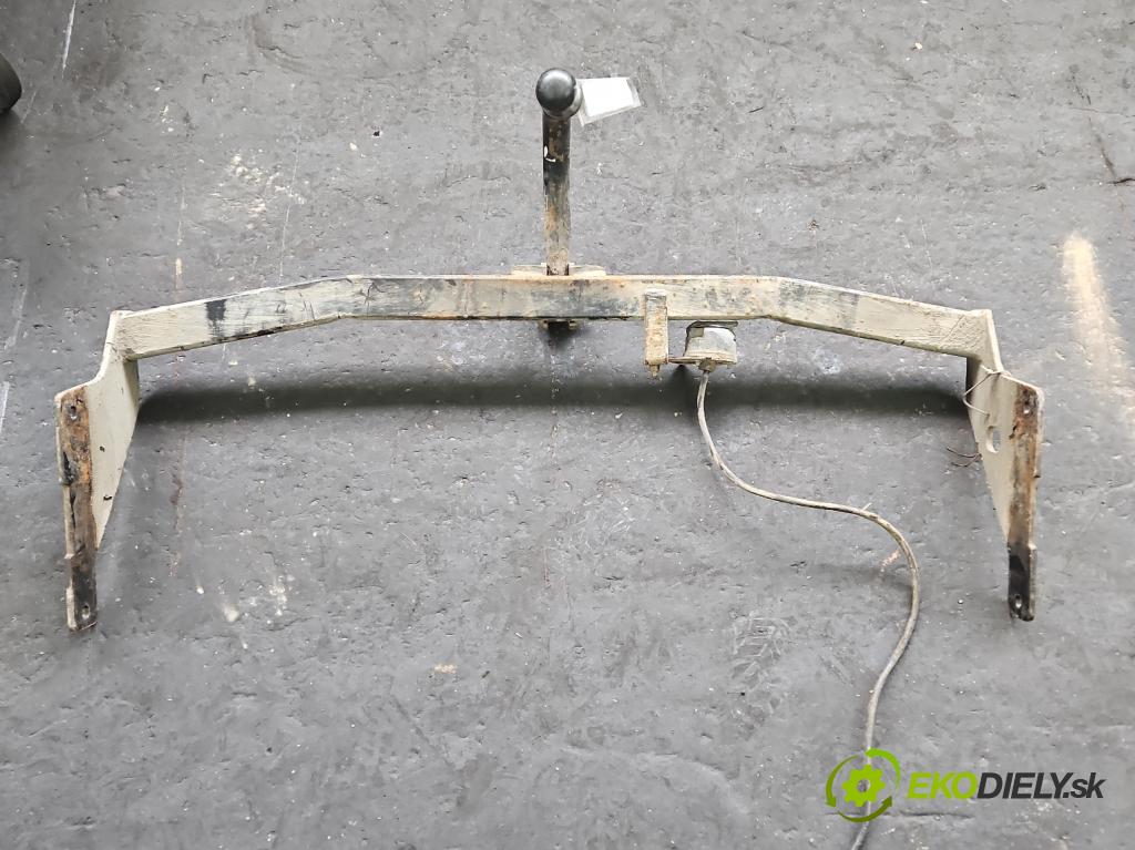 Ford Focus Mk2 2004-2011 2.0 tdci 136hp manual 100 kW 1997 cm3 5- oko tažné  (Tažná zařízení)