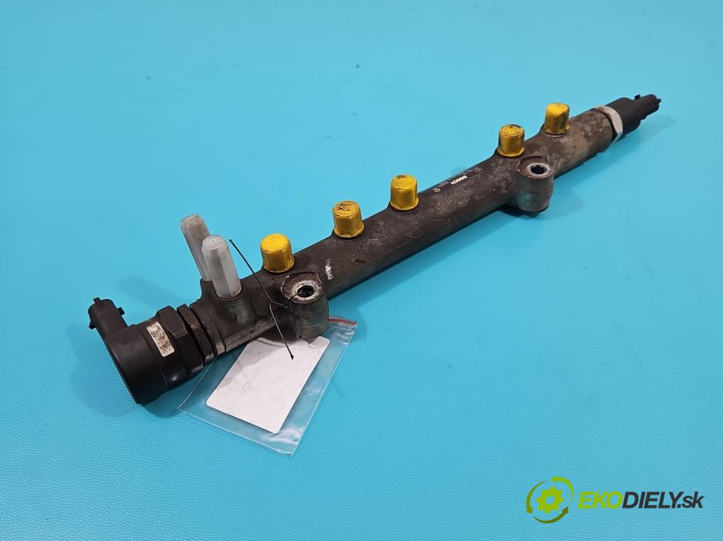 Toyota Yaris I 1999-2005 1.4 D4D 75 HP manual 55 kW 1364 cm3 5- lišta vstrekovacia 0445214032 (Vstrekovacie lišty)