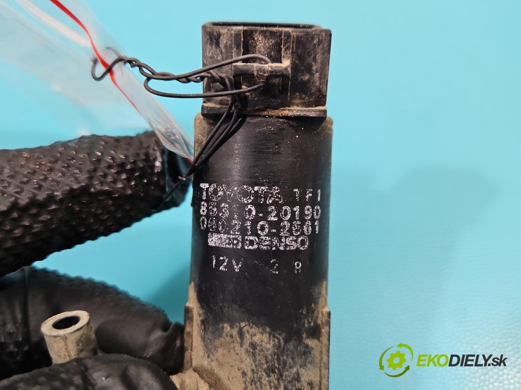 Toyota Rav4 I 1994-2000 2.0 16V 129 HP manual 95 kW 1998 cm3 5- pompa ostrekovačov 85310-20190 (Motorčeky, čerpadlá ostrekovačov)