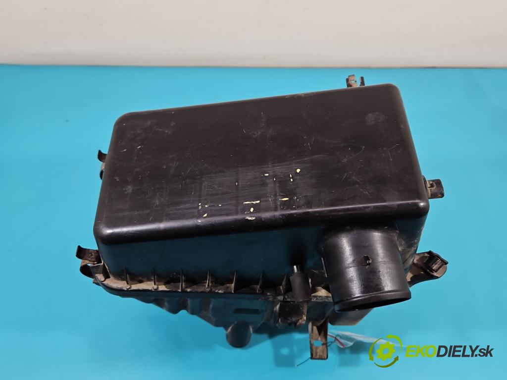 Toyota Rav4 I 1994-2000 2.0 16V 129 HP manual 95 kW 1998 cm3 5- obal filtra vzduchu 17701-74261 (Obaly filtrov vzduchu)