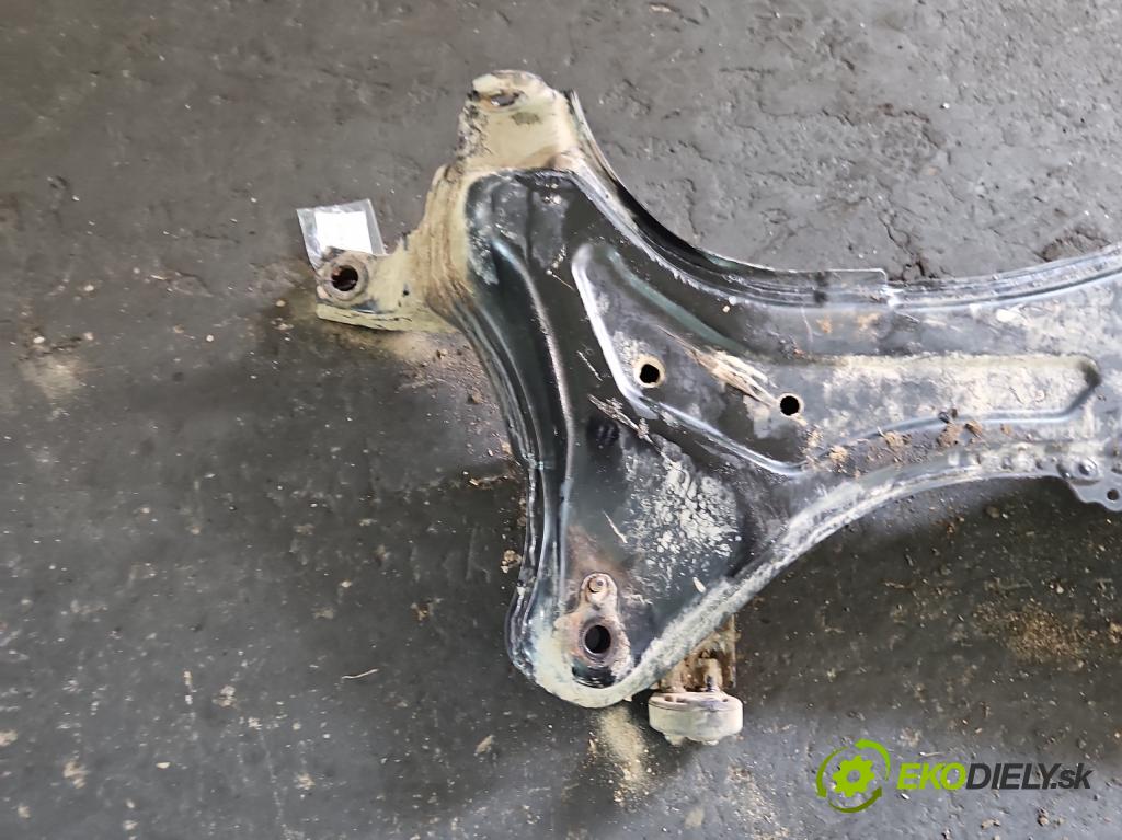 Toyota Rav4 I 1994-2000 2.0 16V 129 HP manual 95 kW 1998 cm3 5- výstuha motora