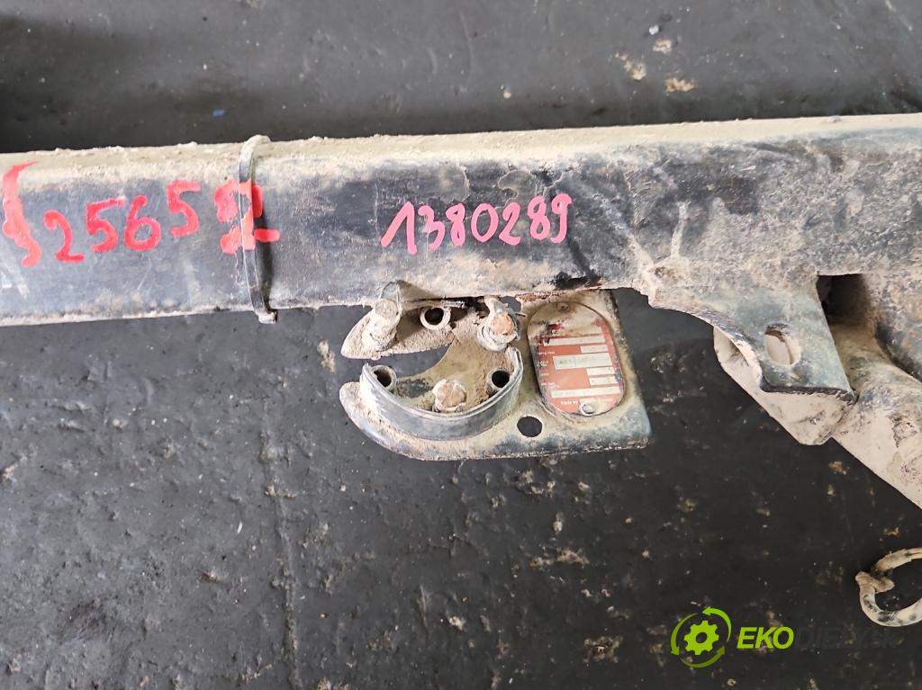 Toyota Rav4 I 1994-2000 2.0 16V 129 hp manual 95 kW 1998 cm3 5- oko tažné  (Tažná zařízení)