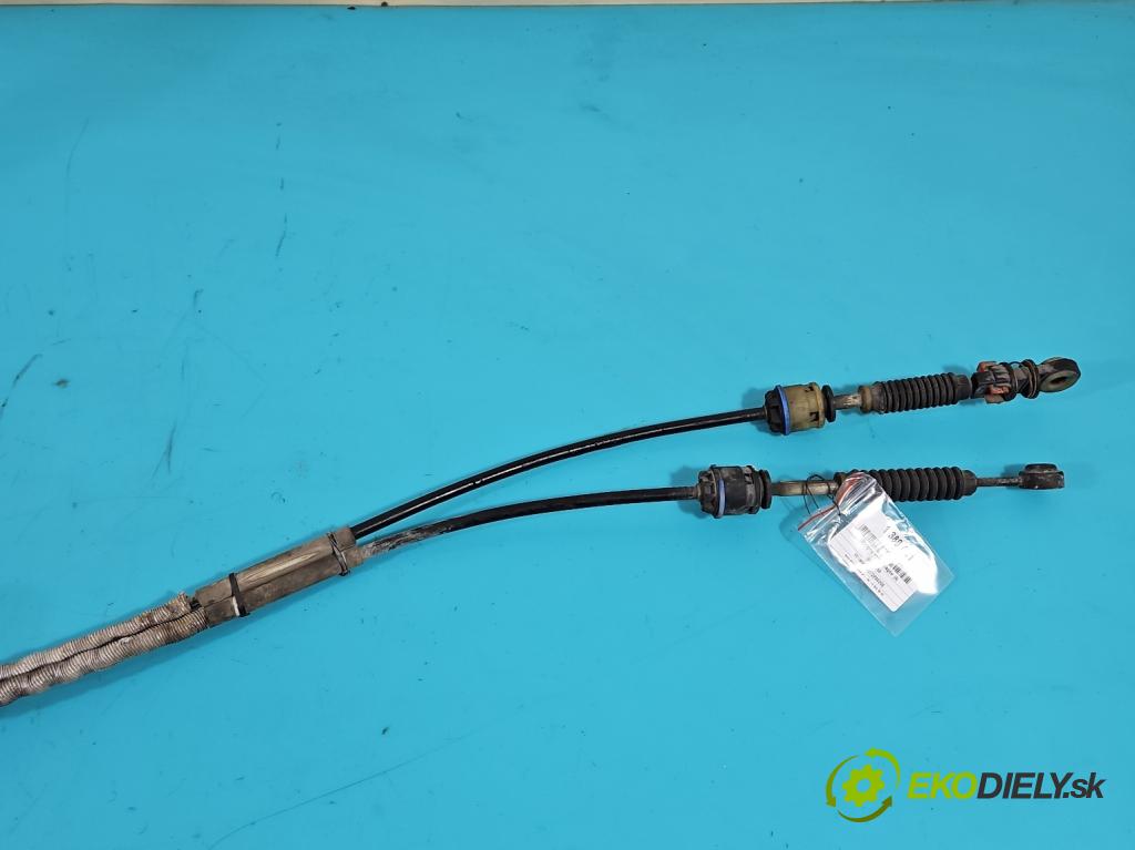 Volvo V50 2.0d 136 HP manual 100 kW 1997 cm3 5- Páka: Změny: stupeň,rýchlosť 30759106 (Rýchlostné páky / kulisy)