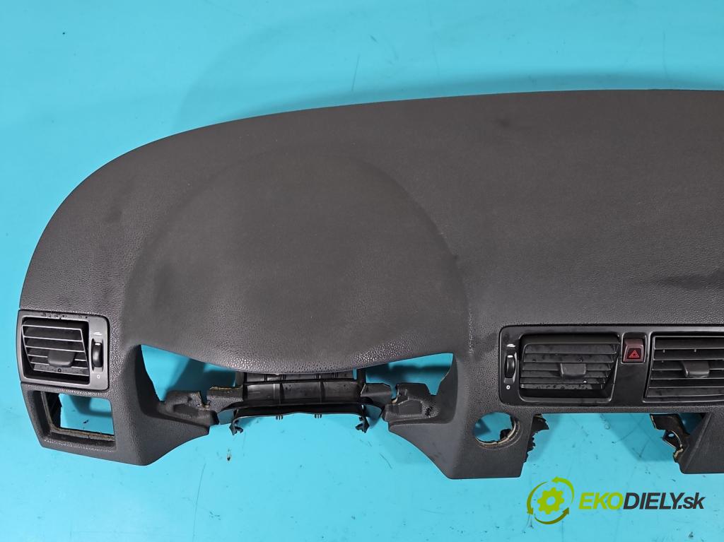Volvo V50 2.0d 136 HP manual 100 kW 1997 cm3 5- kokpit,pristrojová doska rozdeľovacia