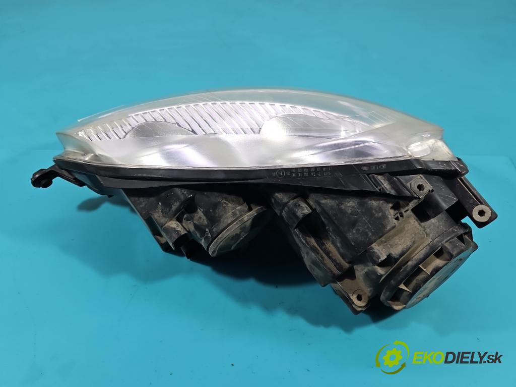 Vw Golf V 2003-2009 1.6 SR 102 HP manual 75 kW 1595 cm3 5- Reflektor: pravý 1K6941006P (Pravé)