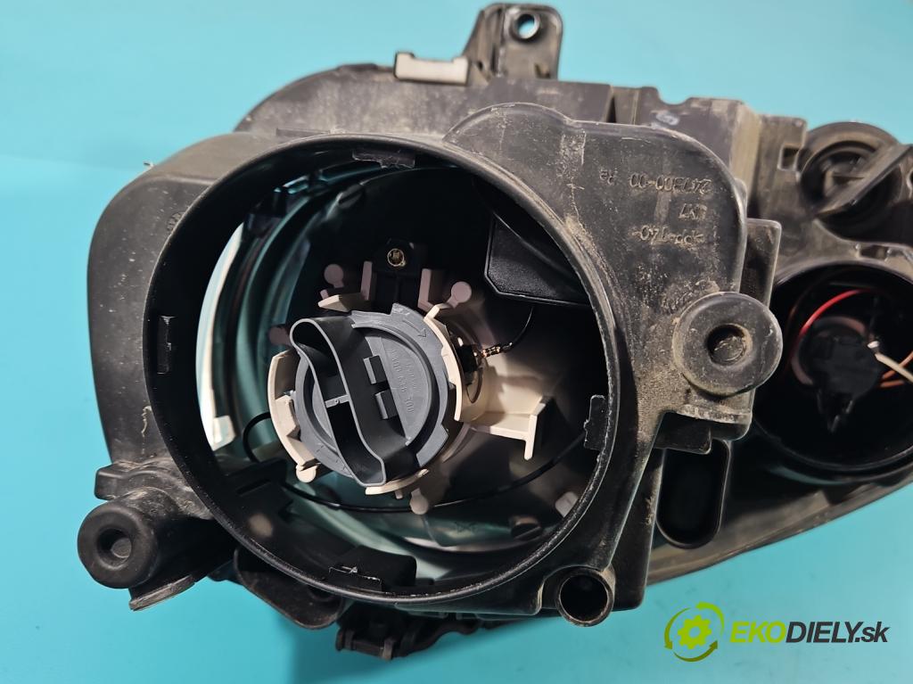 Vw Golf V 2003-2009 1.6 SR 102 HP manual 75 kW 1595 cm3 5- Reflektor: pravý 1K6941006P (Pravé)