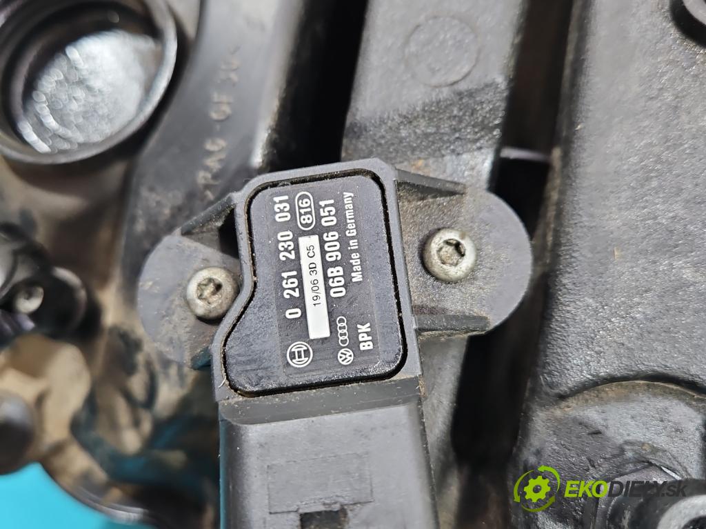 Vw Golf V 2003-2009 1.6 SR 102 HP manual 75 kW 1595 cm3 5- zvod nasávací 06A133185KR (Sacie potrubia)