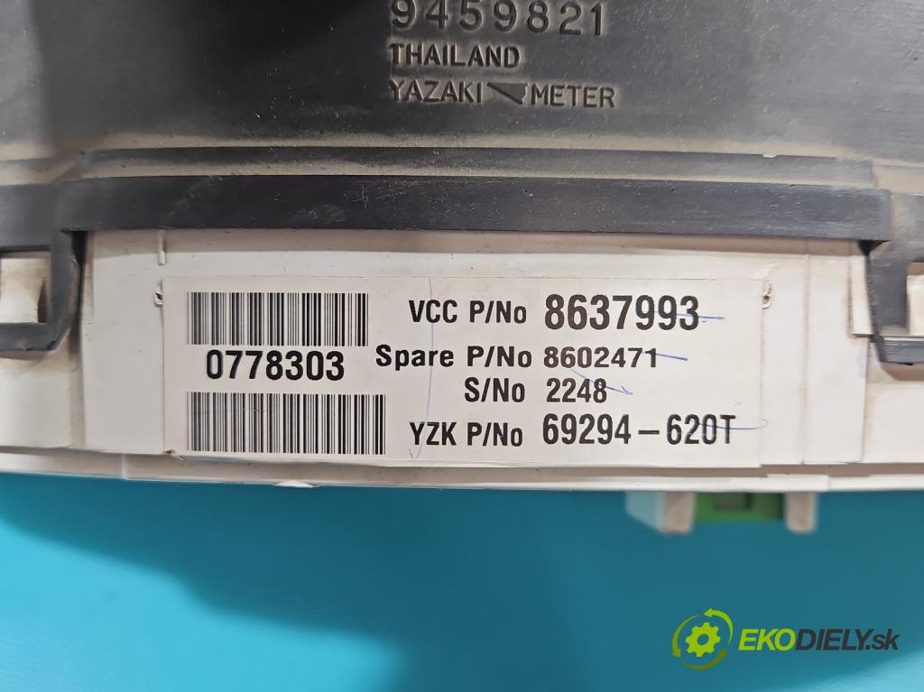 Volvo S60 I 2000-2010 2.0 T 179KM manual 132 kW 1984 cm3 4- prístrojovka/ budíky 8637993 (Prístrojové dosky, displeje)