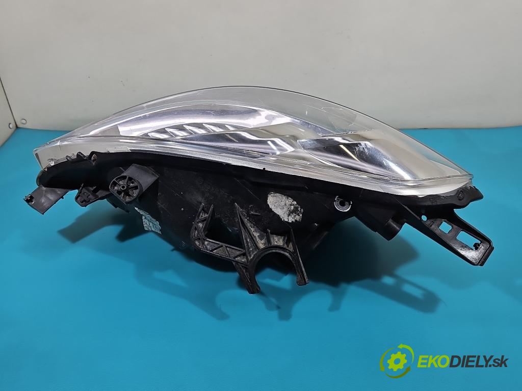 Citroen Berlingo II 2008-2018 1.6 16V 90 HP manual 66 kW 1587 cm3 5- Reflektor: pravý  (Pravé)