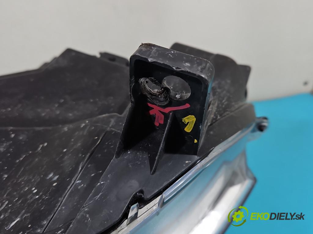 Citroen Berlingo II 2008-2018 1.6 16V 90 HP manual 66 kW 1587 cm3 5- Reflektor: pravý  (Pravé)