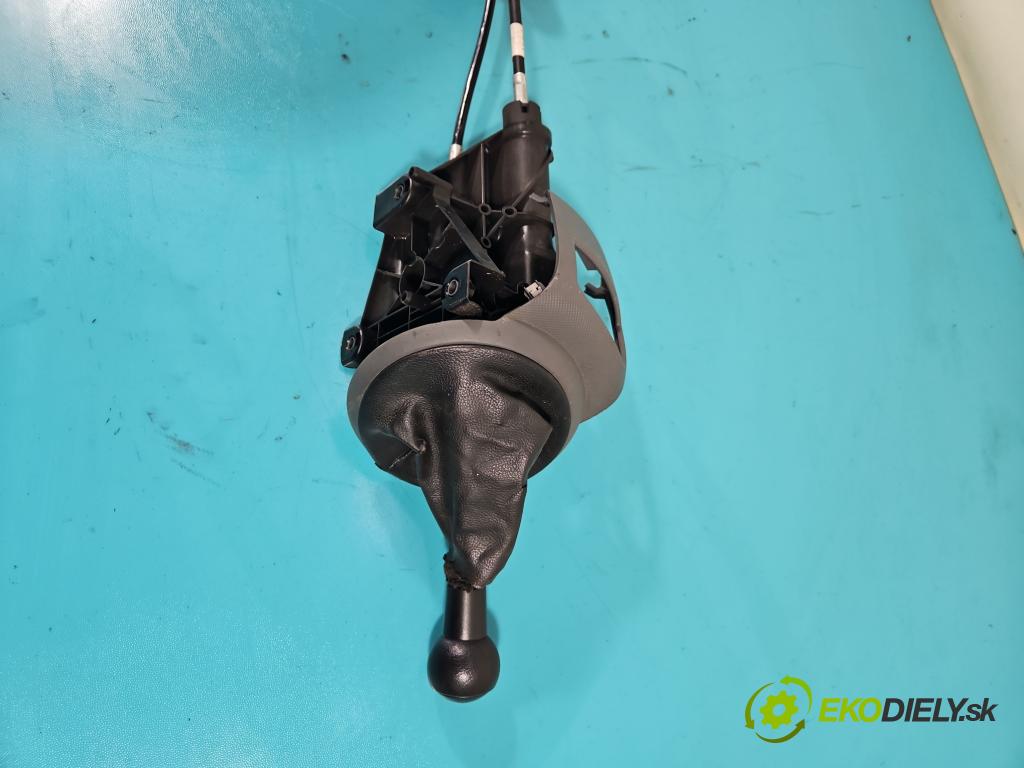 Citroen Berlingo II 2008-2018 1.6 16V 90 HP manual 66 kW 1587 cm3 5- Páka: Změny: stupeň,rýchlosť 9684623180 (Rýchlostné páky / kulisy)