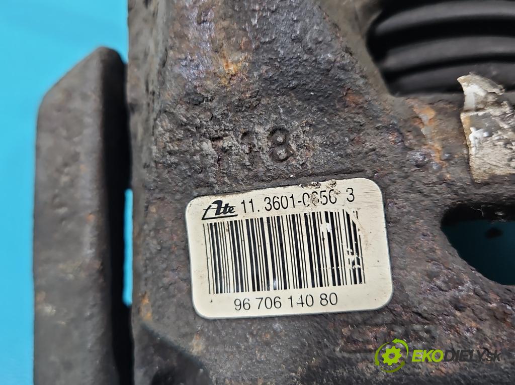 Citroen Berlingo II 2008-2018 1.6 16V 90 HP manual 66 kW 1587 cm3 5- brzdič predné pravý  (Ostatné)
