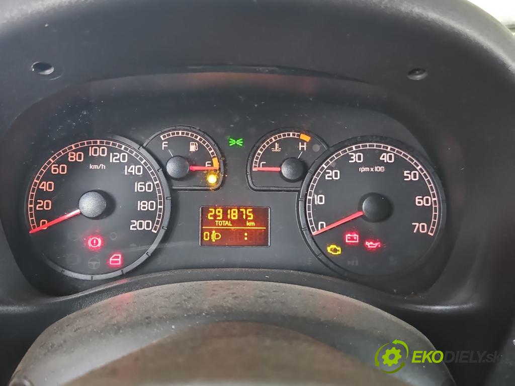Fiat Doblo I 2001-2010 1.4 8V 77 HP manual 57 kW 1368 cm3 5- prístrojovka/ budíky 51762258 (Prístrojové dosky, displeje)