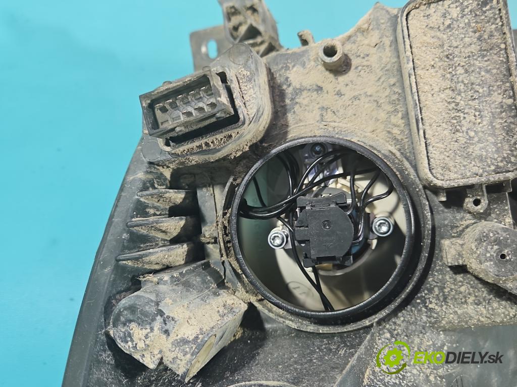 Opel Zafira B 2005-2014 1.9 cdti 120 HP manual 88 kW 1910 cm3 5- Reflektor: pravý  (Pravé)