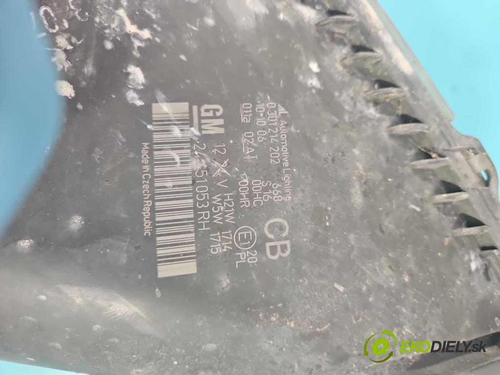 Opel Zafira B 2005-2014 1.9 cdti 120 HP manual 88 kW 1910 cm3 5- Reflektor: pravý  (Pravé)