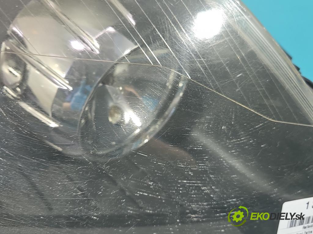 Opel Zafira B 2005-2014 1.9 cdti 120 HP manual 88 kW 1910 cm3 5- Reflektor: pravý  (Pravé)