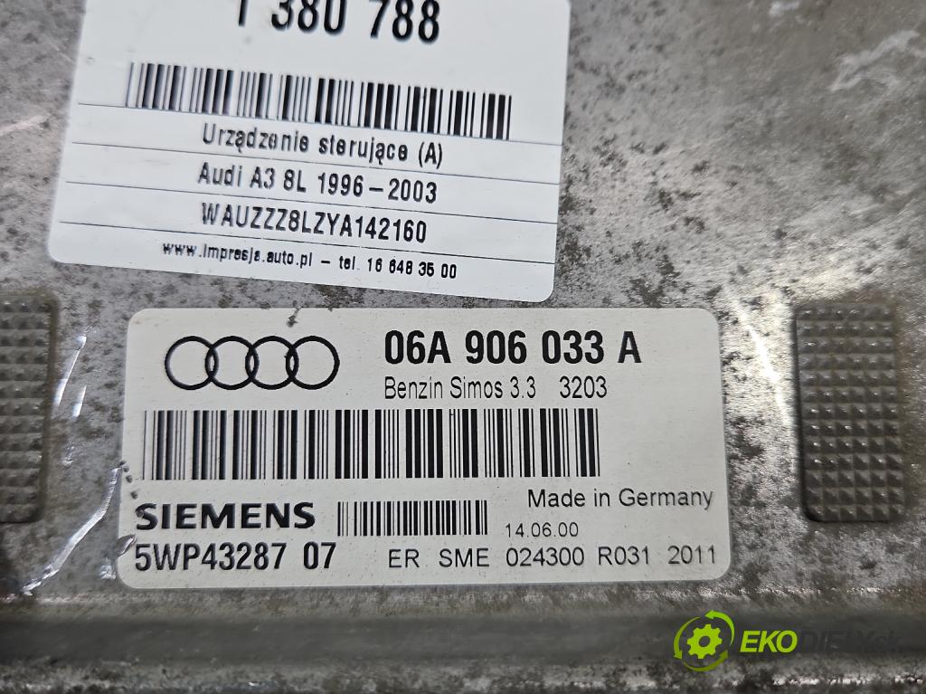 Audi A3 8L 1996-2003 1.6 SR (APF) 101 hp manual 74 kW 1595 cm3 5- řídící jednotka motoru 06A906033A