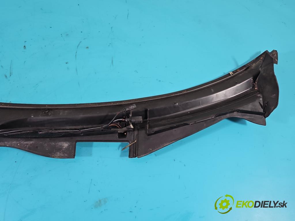 Audi A3 8L 1996-2003 1.6 SR (APF) 101 HP manual 74 kW 1595 cm3 5- torpédo A1S (Torpéda)