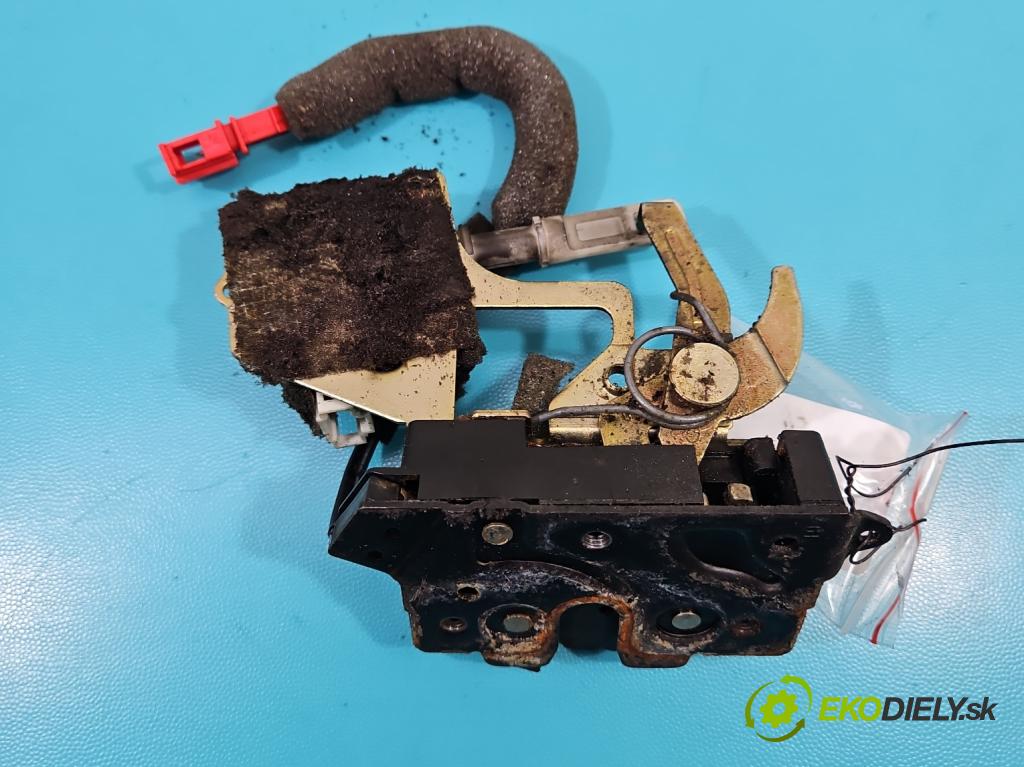 Vw Sharan I 1995-2010 1.9 tdi 116 hp manual 85 kW 1896 cm3 5- zámek kufrových dveří zadní