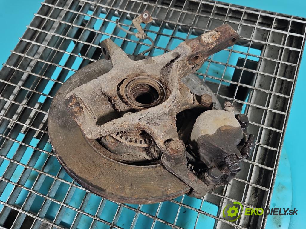 Suzuki Grand Vitara I 1998-2005 2.0d 109 HP manual 80 kW 1997 cm3 5- náboj pravé  (Náboje)