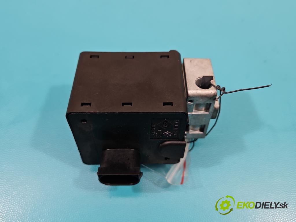 Renault Megane II 2003-2008 1.5 dci 82 HP manual 60 kW 1461 cm3 5- Blokáda: řízení: 8200033233 (Ostatné)