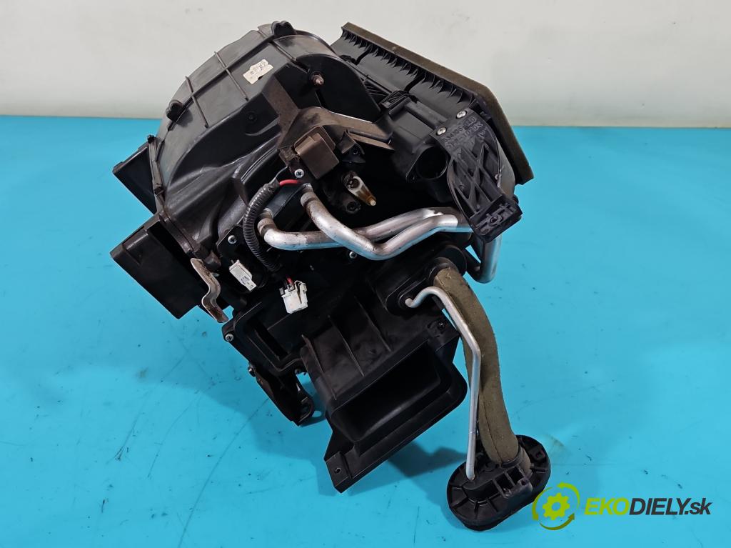 Suzuki Grand Vitara I 1998-2005 2.0d 109 hp manual 80 kW 1997 cm3 5- radiátor 534138 (Radiátory topení)